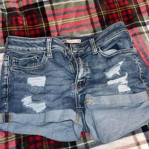 They are really cute jeans!